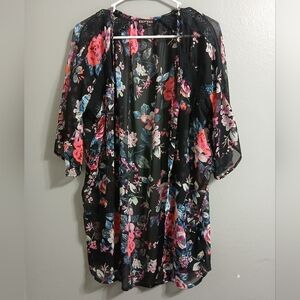 Express Black Floral‎ Kimono